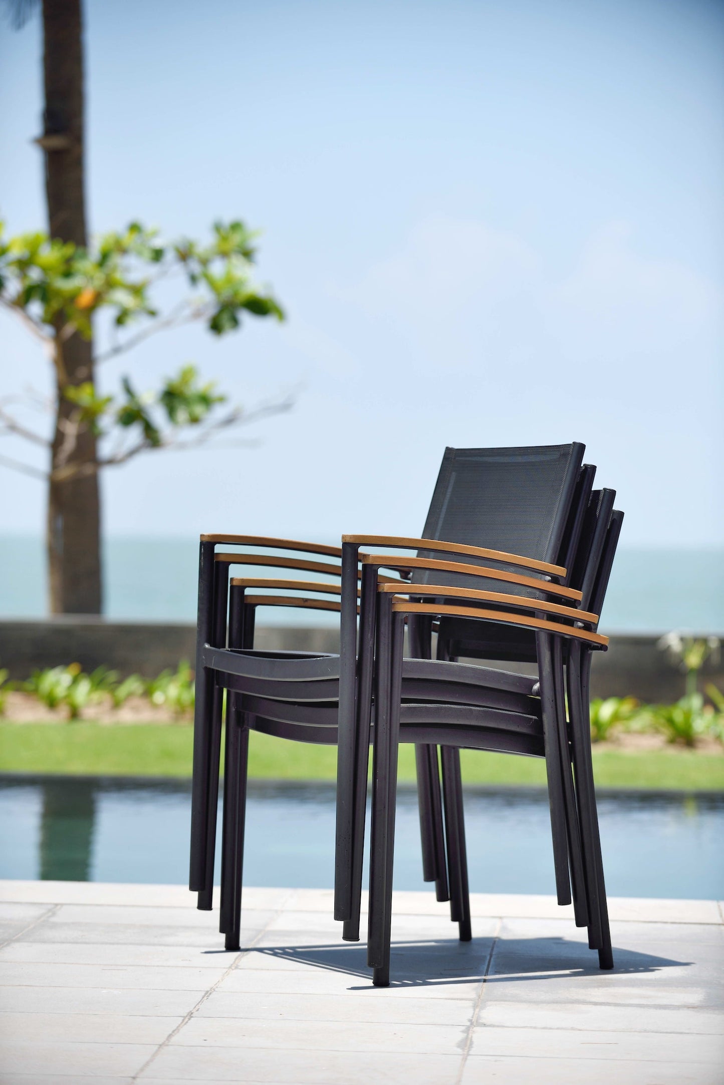 LifestyleGarden US Rinjani Teak Rectangular Table and 4 Vera Stacking Armchairs Set